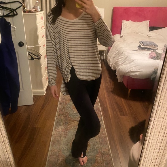 American Eagle Long Sleeve - Picture 3 of 6